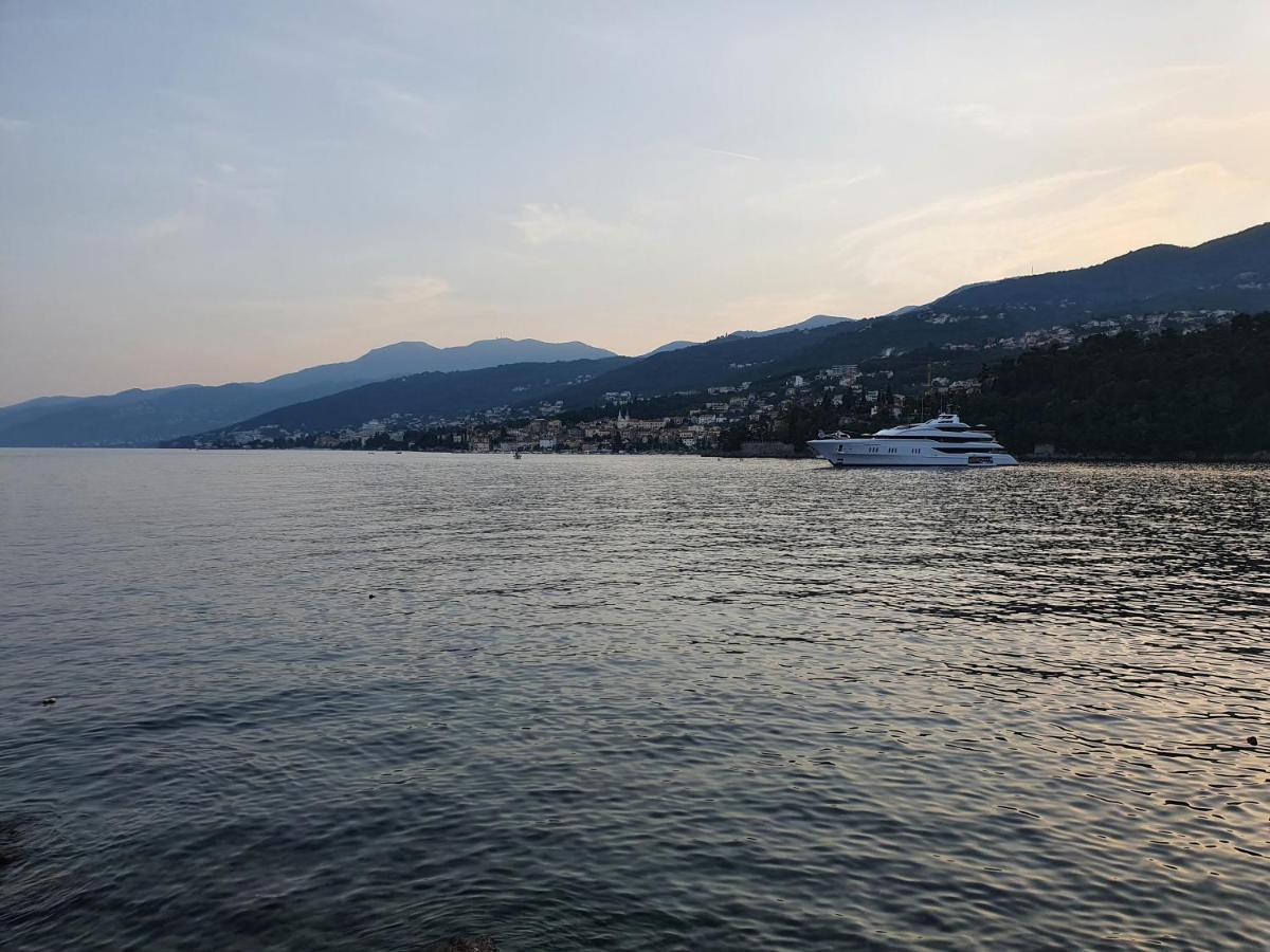 Misel Rijeka Exterior foto